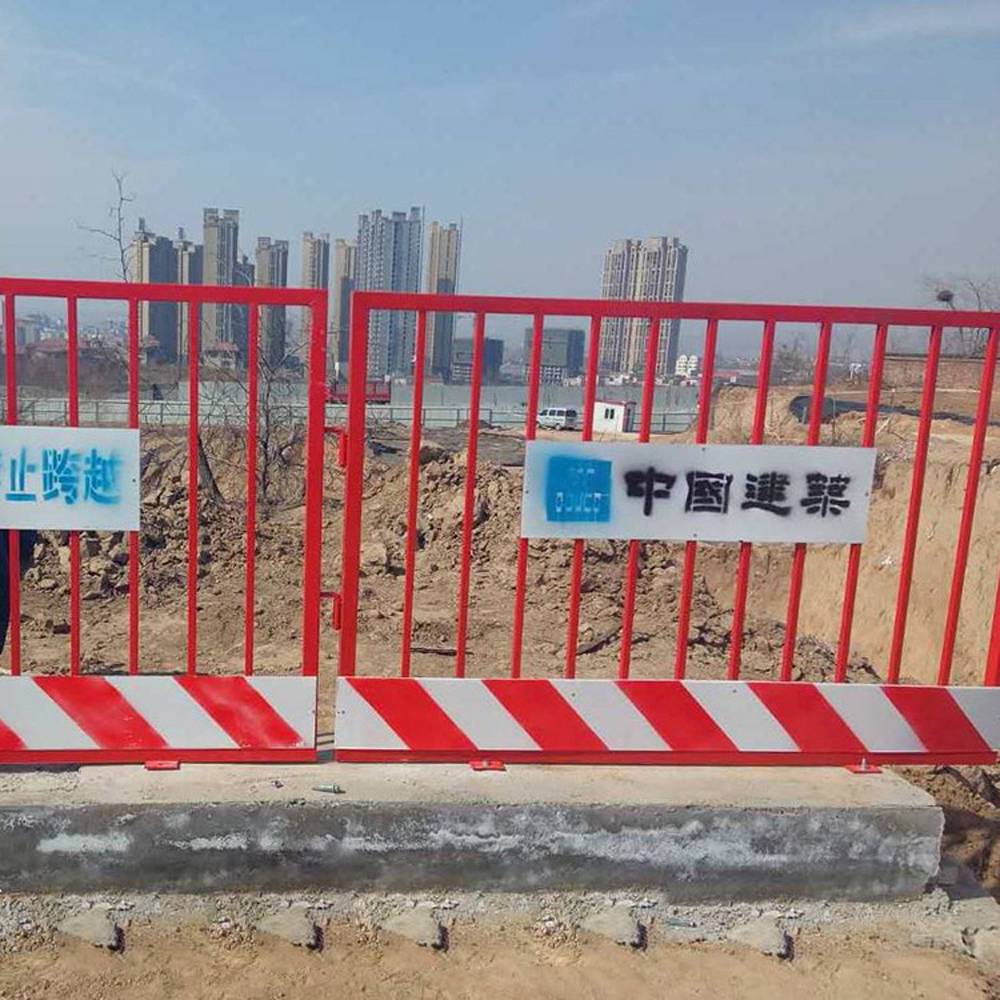 河南工地基坑護(hù)欄有什么用處?