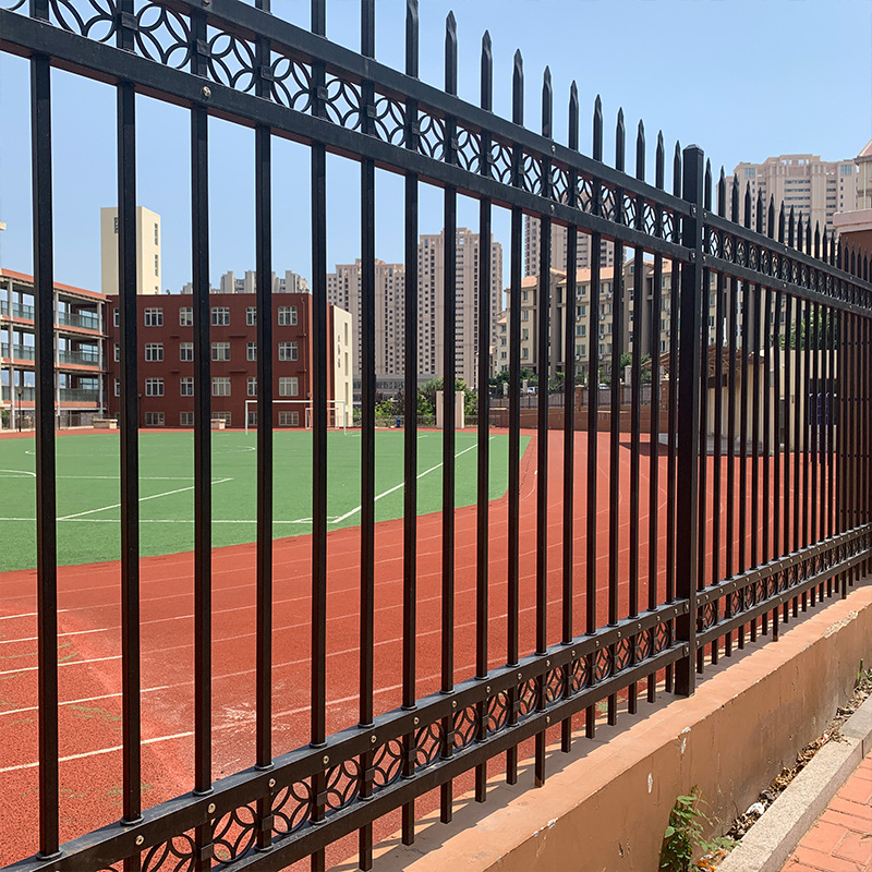 安裝鋅鋼護欄要注意什么?